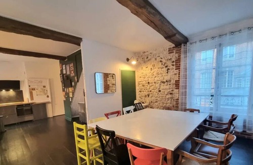 Honfleur House | Kinta Panda 🐼 | Pool Table | City Center | 13 + 2 guests