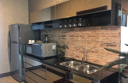 Taman Istana Hotel | Kinta Riverfront Hotel & Suites