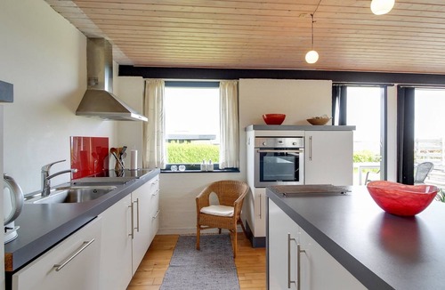 Allingabro House | "Kiowa" - 100m from the sea by Interhome