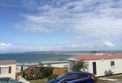 Westleigh Ski Chalet | Kipling Villa With Sea Views