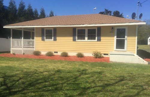 Cape Charles Cottage | Kiptopeke Drive Cozy Cottage Right Up The Road From Kiptopeke State Park.