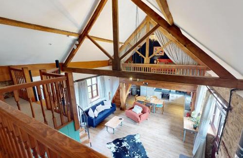 Hawkridge House | Kiri and Norton - joint booking