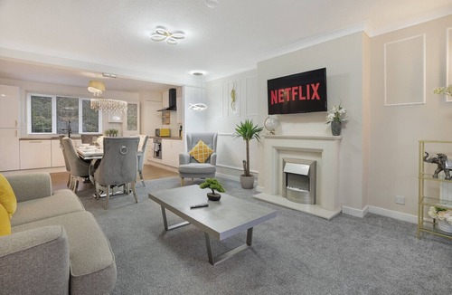 Cults House | Kirk Brae House - Grampian Lettings