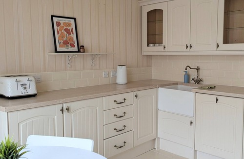 Campbeltown Apartment | Kirk Street Apartment