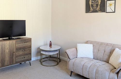 Campbeltown Apartment | Kirk Street Apartment