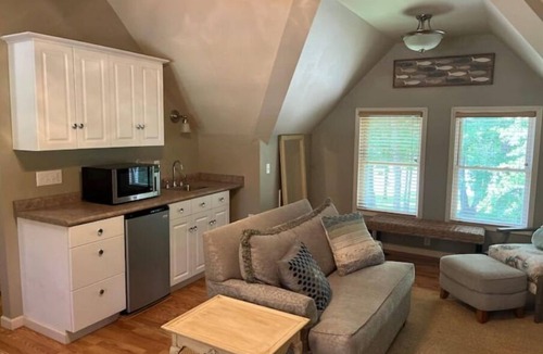 Cook Springs Apartment | Kirkseys Bend Lakeside Retreat with boat launch