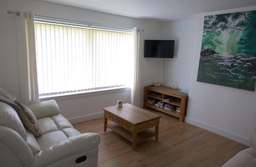 Cromarty Firth Apartment | Kirkside Holiday Home