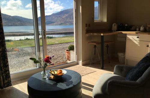 Glenelg Bed & Breakfast | Kirkton Bay House Bed and Breakfast