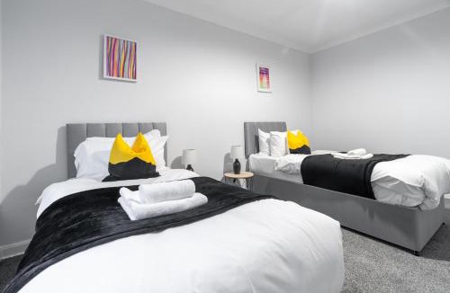 Shotts Apartment | Kirkview Apartment