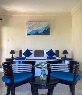 Pulukan House | Kirra's Beach House