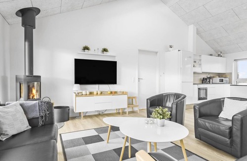 Grønhøj House | "Kirsi" - 1.6km from the sea by Interhome