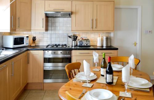 Moffat House | Kirsty Cottage