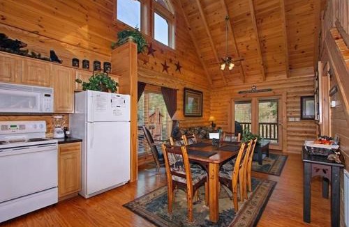 Sevierville House | Kiss Me Goodnight