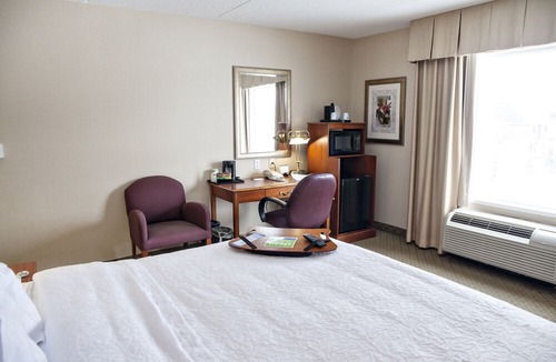 Rosemount Hotel | Kitchener Inn & Suites