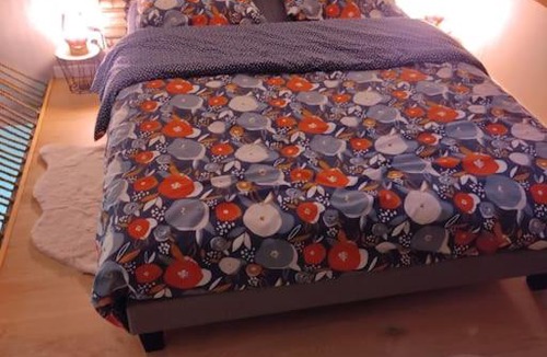 Mezieres-sur-Seine Apartment | kitchenette