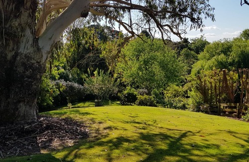 East Tamaki Heights Apartment | Kiteroa Studio Apartment