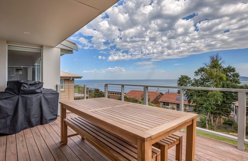 Gerroa House | Kitesurfer at Gerroa, South Coast