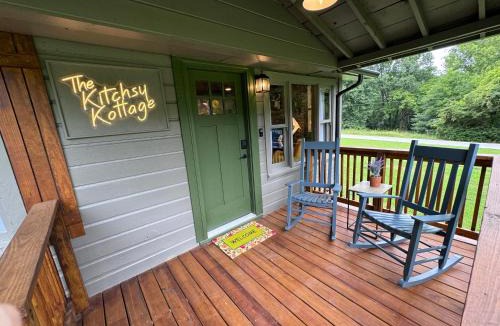 Turners House | Kitschy Kottage