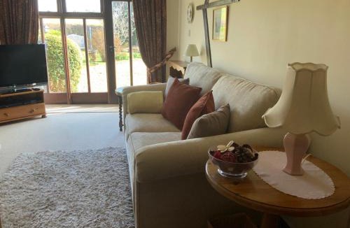 Godshill House | Kitty's Loft