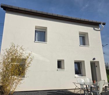 Neufchateau House | Kity House maison individuelle avec jardin