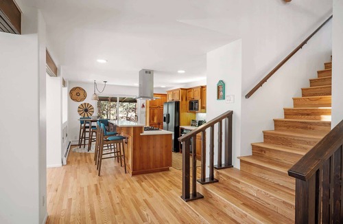 Northeast Santa Fe House | Kiva Fireplaces, Great Views, Walk to the Plaza