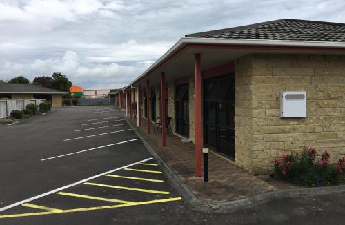 Hawera Hotel | Kiwi Court Motel