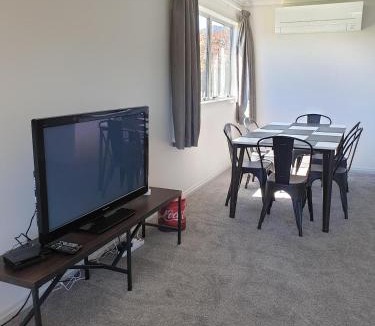 Reefton House | Kiwiana Gem