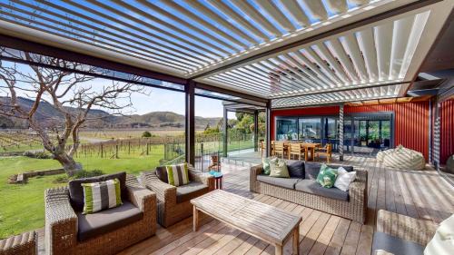 Eskdale House | Kiwiesque