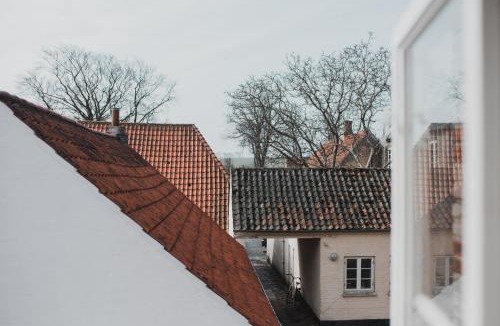 Aeroskobing Bed & Breakfast | Kjobing Manor