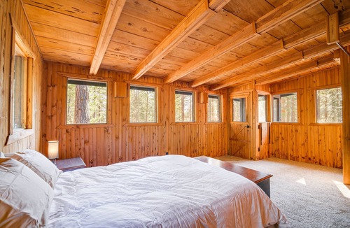 Klamath Falls Cabin | Klamath Falls Cabin w/Private Sauna & Fire Pit!