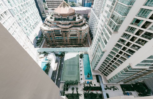 Golden Triangle Apartment | KLCC 2 min with infinity pool cozy suites#4