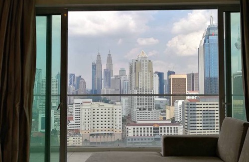 Chow Kit Apartment | KLCC View 2BR with infinity pool