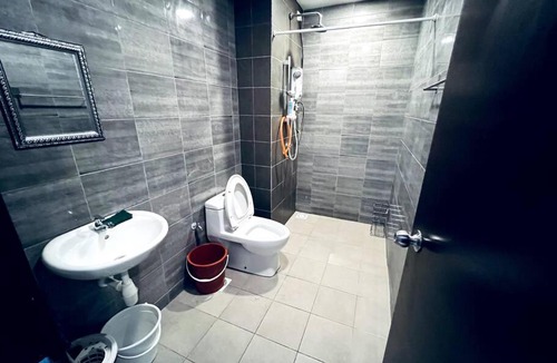 Seri Kembangan Apartment | KLCC VIEW.Big Balcony, Cheras Menara Simfoni