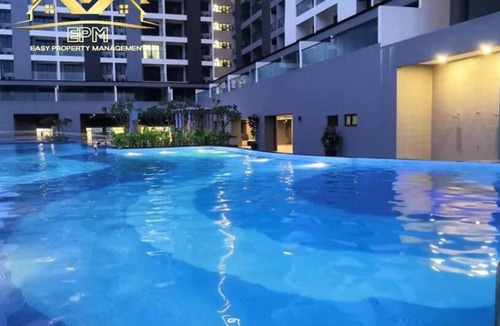 Seri Kembangan Apartment | KLCC VIEW.Big Balcony, Cheras Menara Simfoni