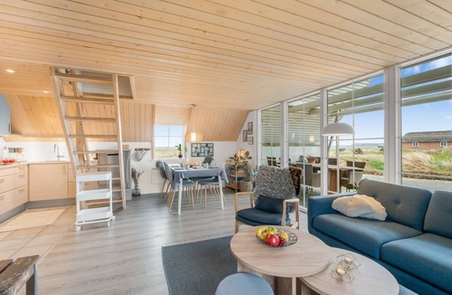 Houvig House | "Klimentina" - 150m from the sea by Interhome