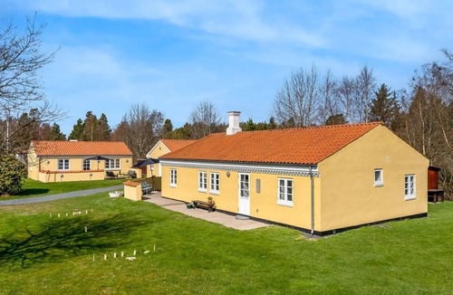 Hou House | "Klint" - 400m from the sea by Interhome