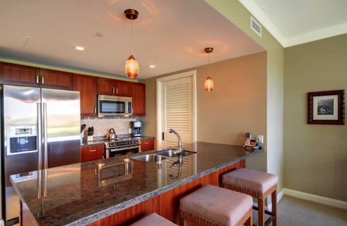 Honokowai Condo | KLVR presents*Honua Kai* H208*2nd floor*QUIET area