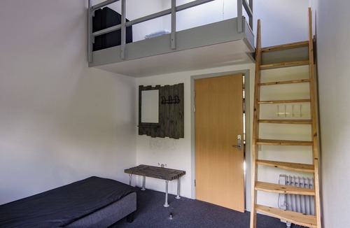 Tarm House | Knaplund Destillery