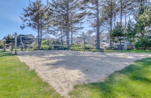 Olivia Beach House | Knee Deep In Happiness