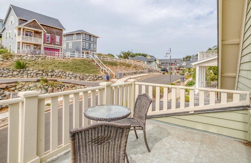 Olivia Beach House | Knee Deep In Paradise