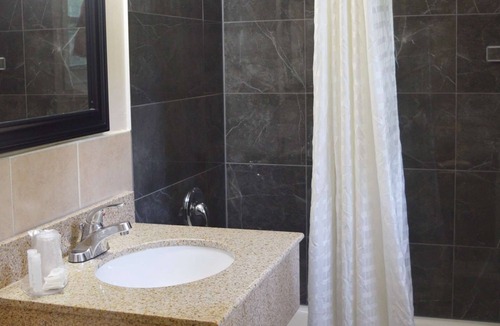 Arnprior Hotel | Knights Inn Arnprior
