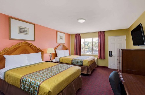 Big Spring Hotel | Knights Inn Big Spring