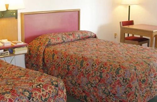 Center Valley Hotel | Knights Inn Center Valley