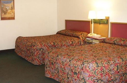 Center Valley Hotel | Knights Inn Center Valley