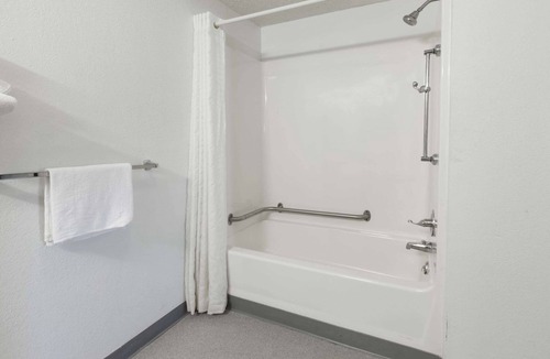 Flint Hotel | Knights Inn Flint