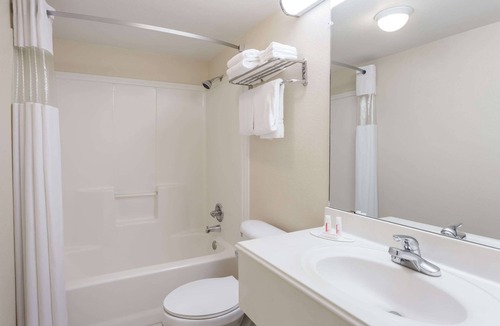 Waco Hotel | Knights Inn Franklin Ave Waco
