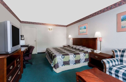 Ruther Glen Hotel | Knights Inn Ruther Glen