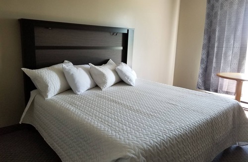 Jacksonville Hotel | Knights Inn Woodstock