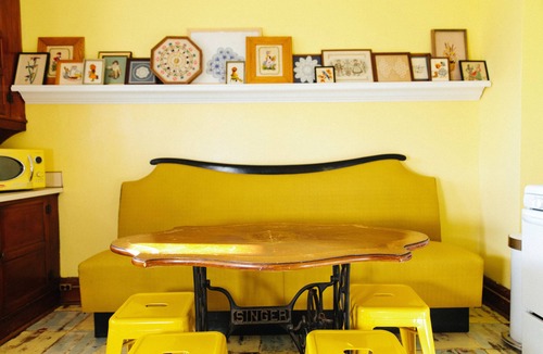 Frostburg House | Knit Inn.