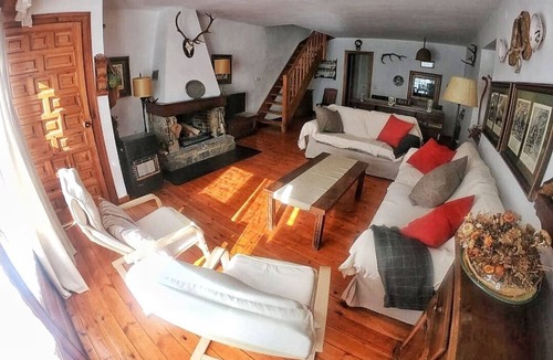 Arties House | KNOCKING AT MOUNTAIN HOUSE IN ARTIES-ARAN BAQUEIRA-VALLEY